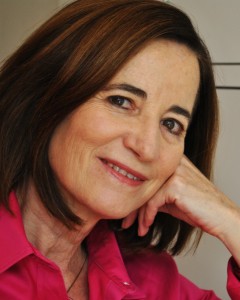 Mónica Lavín